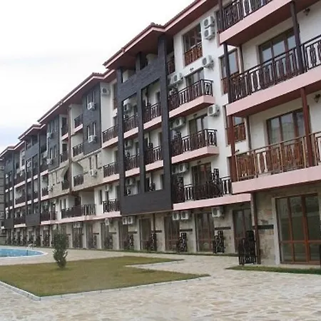 In Panorama Bay 2 Aparthotel
