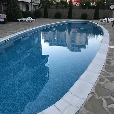 In Panorama Bay 2 سفيتي فلاس